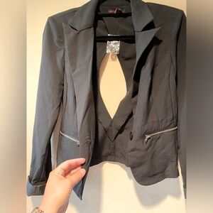 Blazer with back cutout